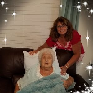 Meet your Posher, Connie